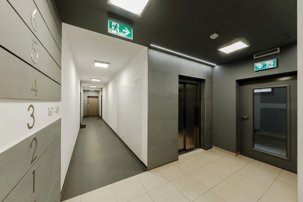 Studio Wola Apartament Kasprzaka - Wifi + Smart Tv Warschau Exterior foto